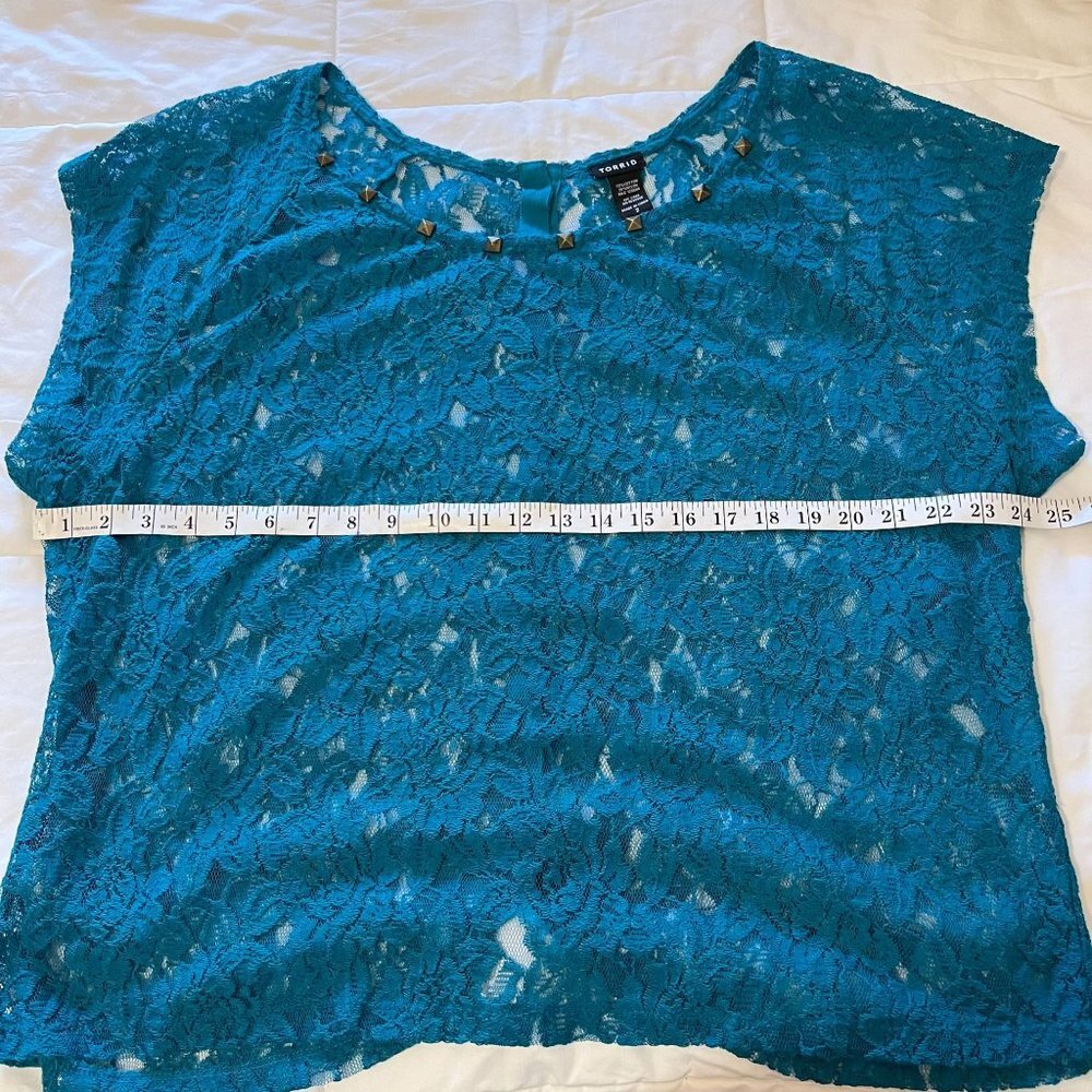 Torrid blouse womens teal color, all lace, size 2(SALE) - Picture 4 of 11